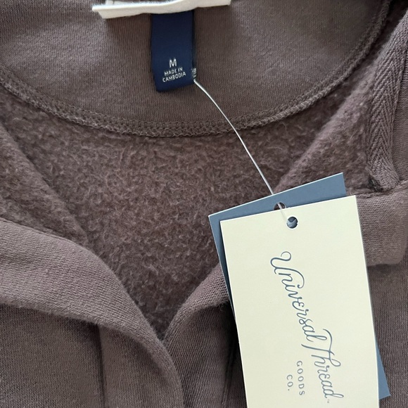 Universal Thread Sweatshirt - Picture 2 of 3